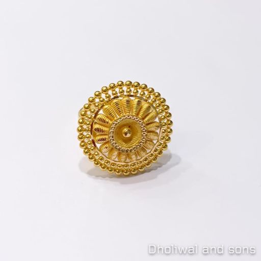 Ladies Gold Ring