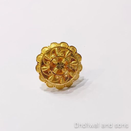 Ladies Gold Ring