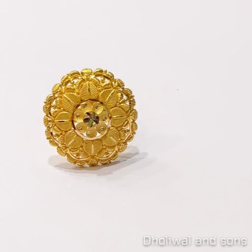 Ladies Gold Ring
