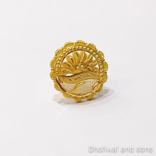Ladies Gold Ring