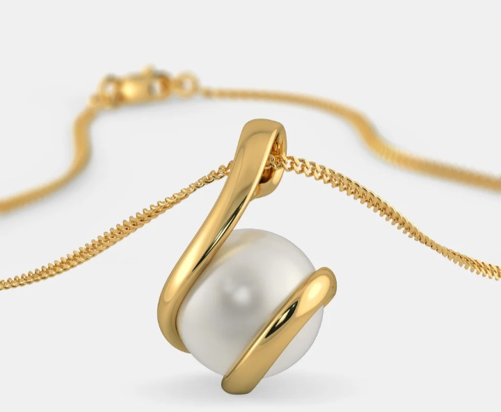 Gold Pearl Pendent