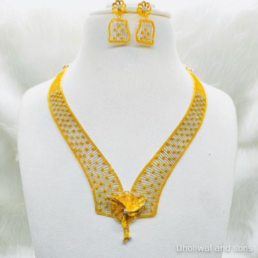 Turkey Short Gold Necklace